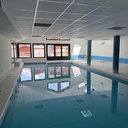 Les Marmottes - Piscine Et Sauna Daire Flumet
